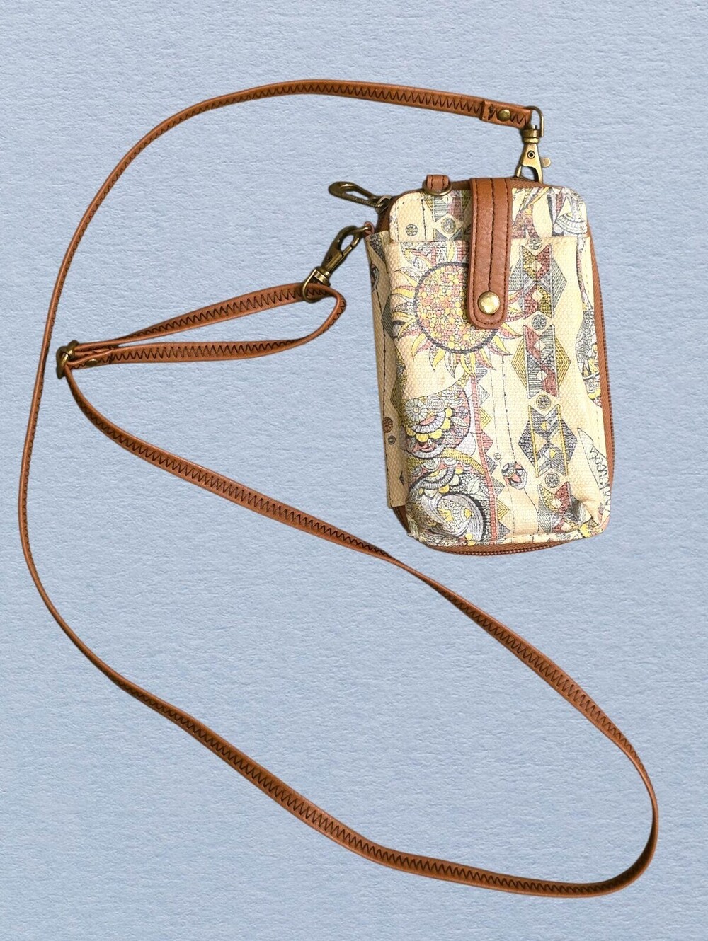 Sakroots Boho Artist Print Smartphone Crossbody Wallet Wristlet Convertible Bag